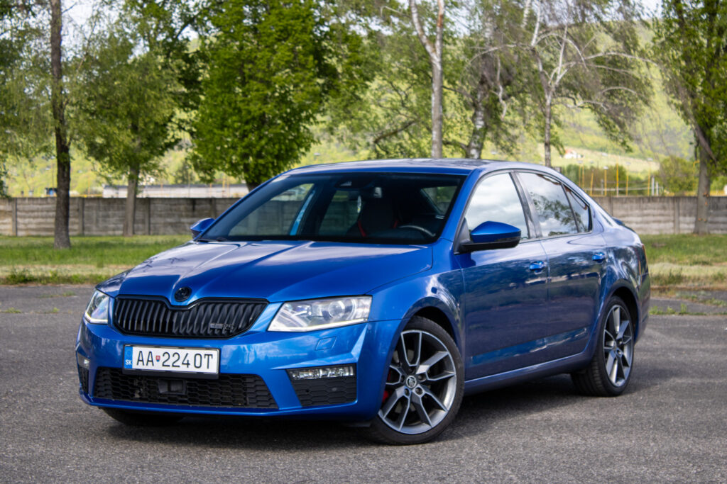 Škoda Octavia RS 2.0 TDI DSG 4x4 / 135kW / A6 / ZÁRUKA / AJ NA SPLÁTKY / PROTIÚČET