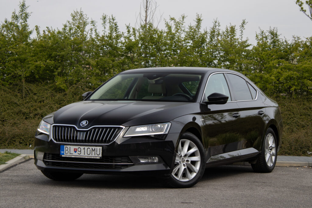 Škoda Superb 2.0 TDI 140 kW L&K 4x4 DSG / AJ NA SPLÁTKY / PROTIÚČET /