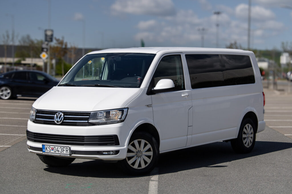 Volkswagen Caravelle T6 2.0 TDI / 110kW / A7 / ZÁRUKA / AJ NA SPLÁTKY / PROTIÚČET