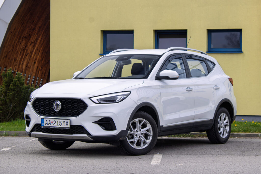 MG ZS 1.5 DVVT Essential Plus 78kW / MOŽNÁ ZÁRUKA / NA SPLÁTKY / NA PROTIÚČET