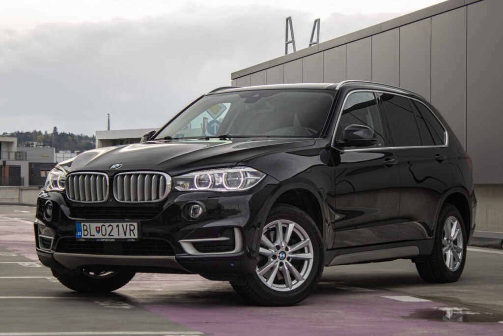 BMW X5 xDrive40d AT8 AJ NA SPLÁTKY/PROTIÚČET/