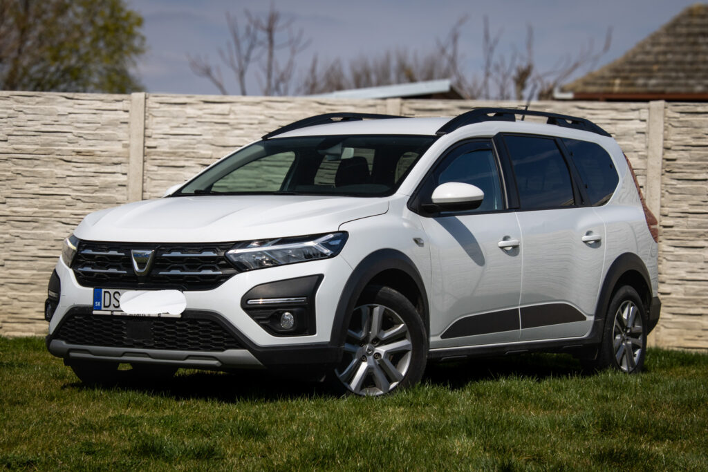 Dacia Jogger 1.0 TCe LPG / MOŽNÁ ZÁRUKA / NA SPLÁTKY / NA PROTIÚČET