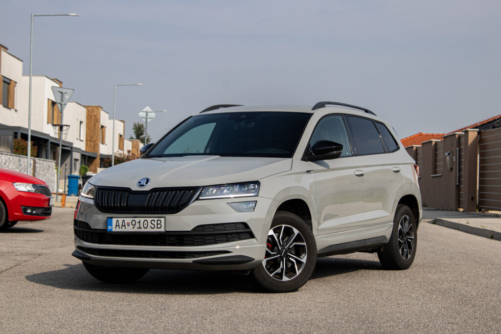Škoda Karoq 1.5 TSI ACT EVO SportLine DSG 110kW / NA SPLÁTKY / NA PROTIÚČET