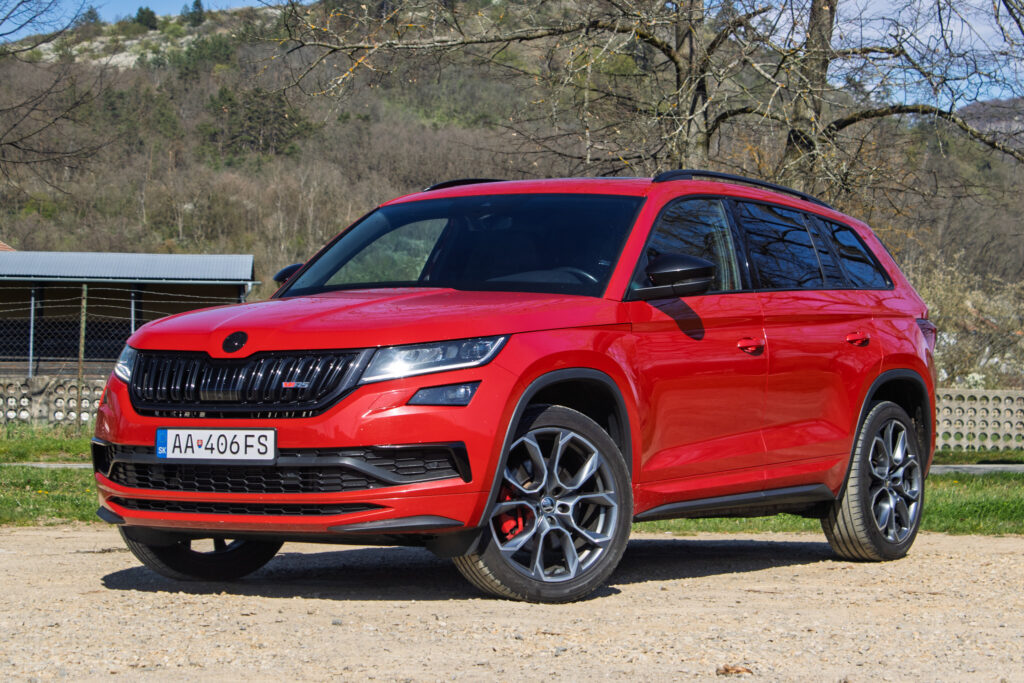 Škoda Kodiaq 2.0 TDI SCR RS DSG 4x4 / MOŽNÁ ZÁRUKA / N SPLÁTKY / NA PROTIÚČET
