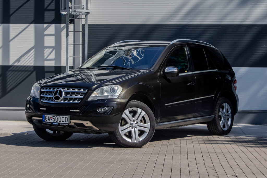 Mercedes-Benz ML 420 CDI 4MATIC / Tempomat / Vzduch / Ťažné / Výhrev / AJ NA SPLÁTKY / PROTIÚČE