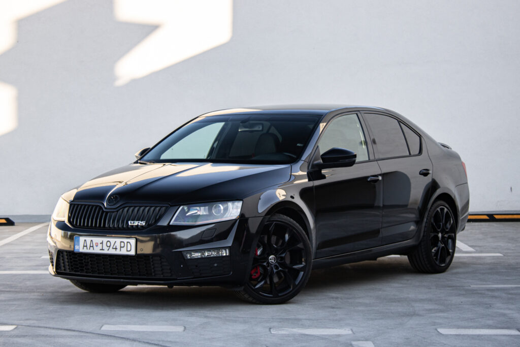 Škoda Octavia 2.0 RS 230 DSG 169kW AT6 / NA SPLÁTKY / NA PROTIÚČET