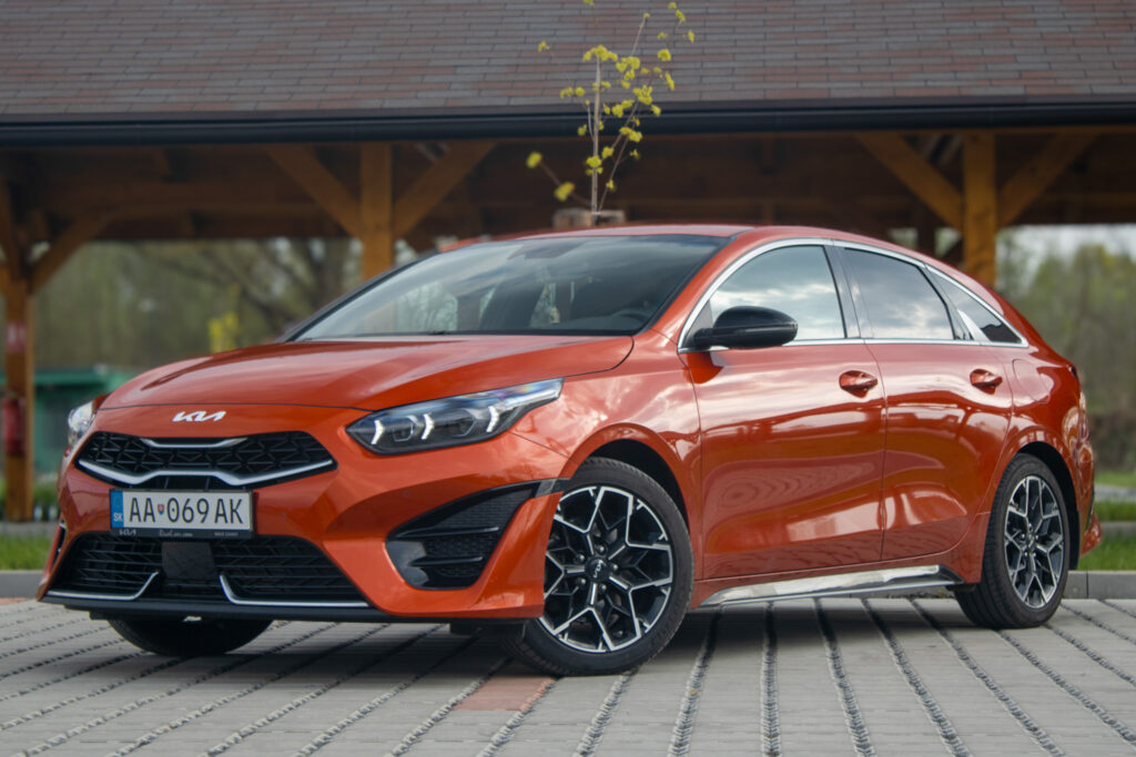 Kia 1.5 T.GDI GT-Line 118kW / MOŽNÁ ZÁRUKA / NA SPLÁTKY / NA PROTIÚČET