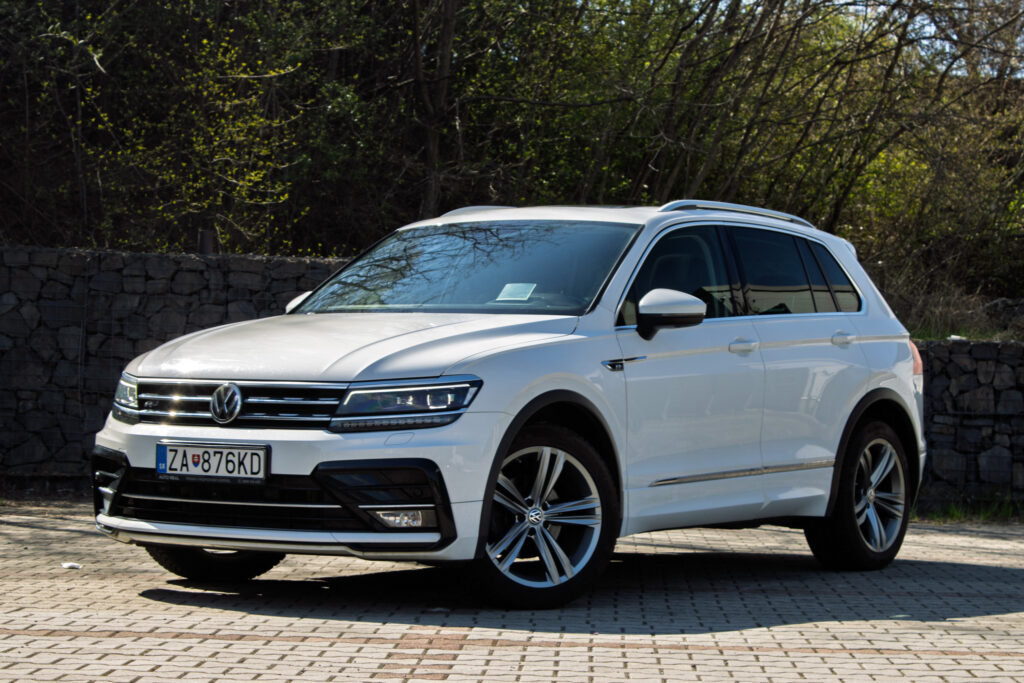 Volkswagen Tiguan 2.0 TDI BMT 4 MOTION R LINE DSG 110kW / NA SPLÁTKY / NA PROTIÚČET