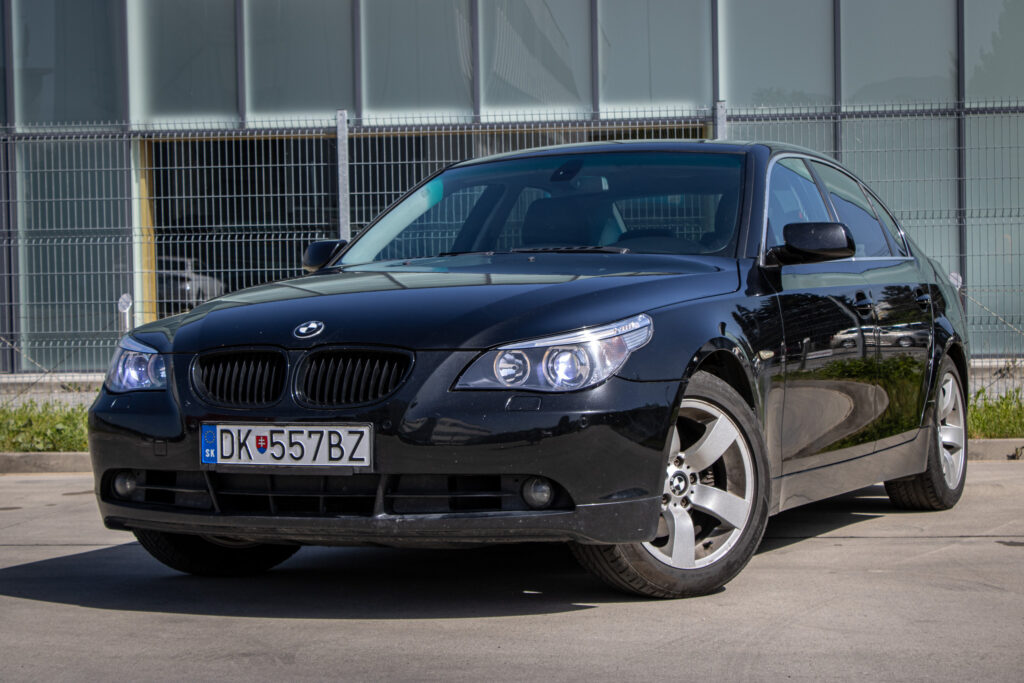 BMW Rad 5 520 i, 125kW, M6, 4d. (2003 - 2005) / AJ NA SPLÁTKY / PROTIÚČET