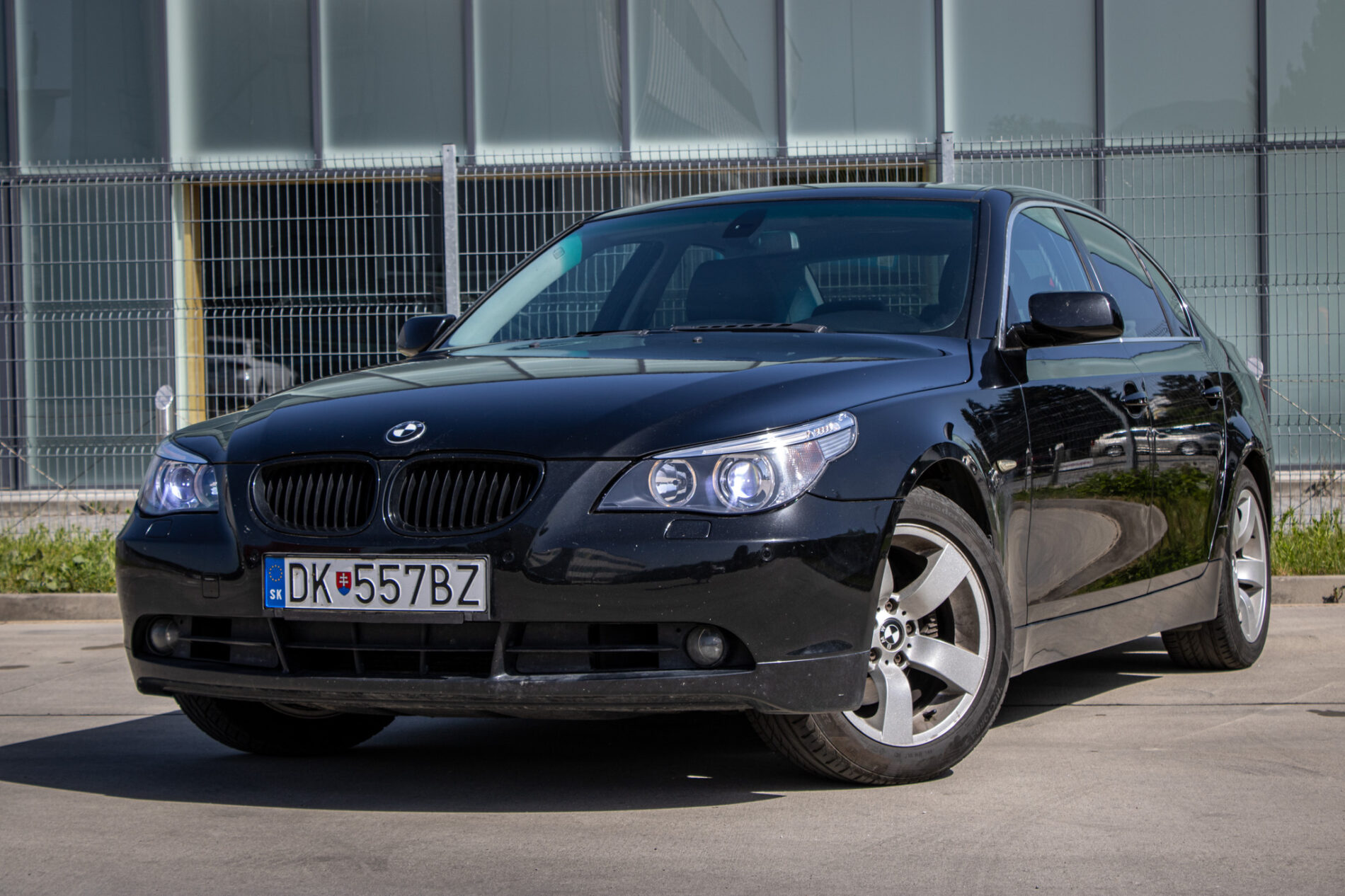 BMW Rad 5 520 i, 125kW, M6, 4d. (2003 - 2005) / AJ NA SPLÁTKY / PROTIÚČET