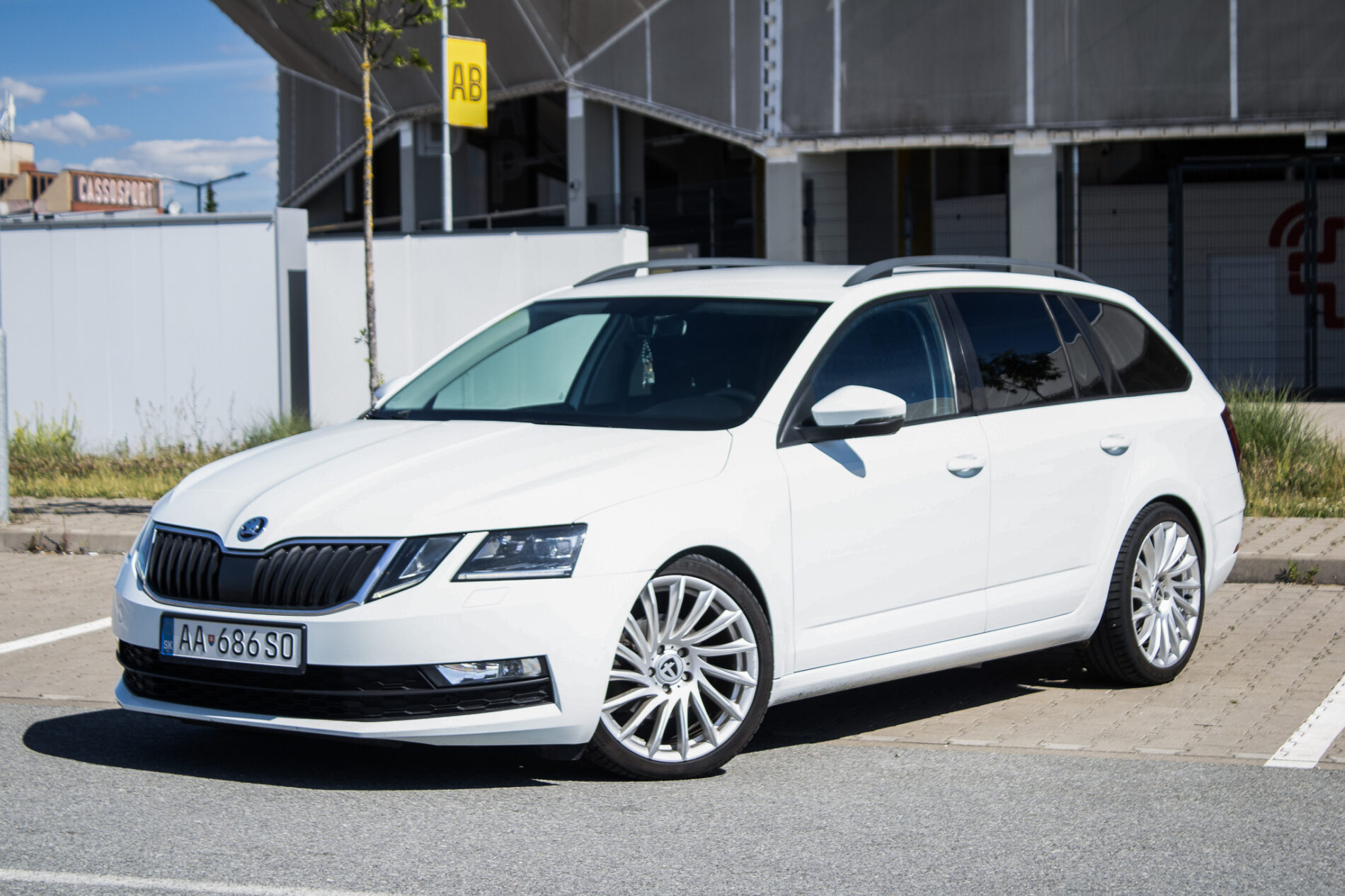 Škoda Octavia Combi 2.0 TDI, 110kW (2018) / AJ NA SPLÁTKY / PROTIÚČET /