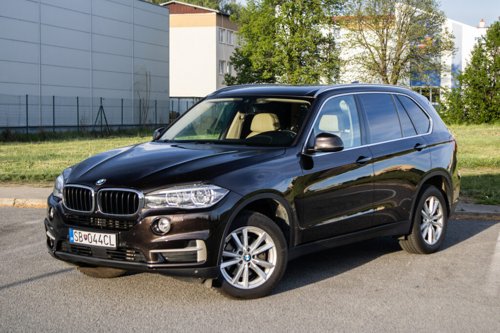BMW X5 xDrive30d A/T, 190kW (2018) / AJ NA SPLÁTKY / PROTIÚČET /