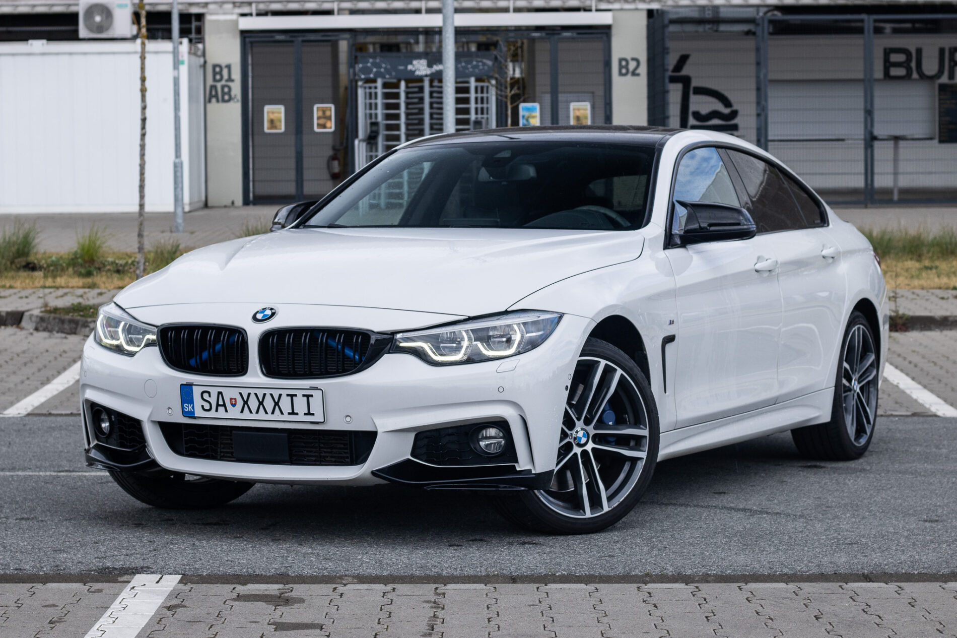 BMW Rad 4 Gran Coupé 435d xDrive M Sport A/T, 230kW (2017) / AJ NA SPLÁTKY / PROTIÚČET /