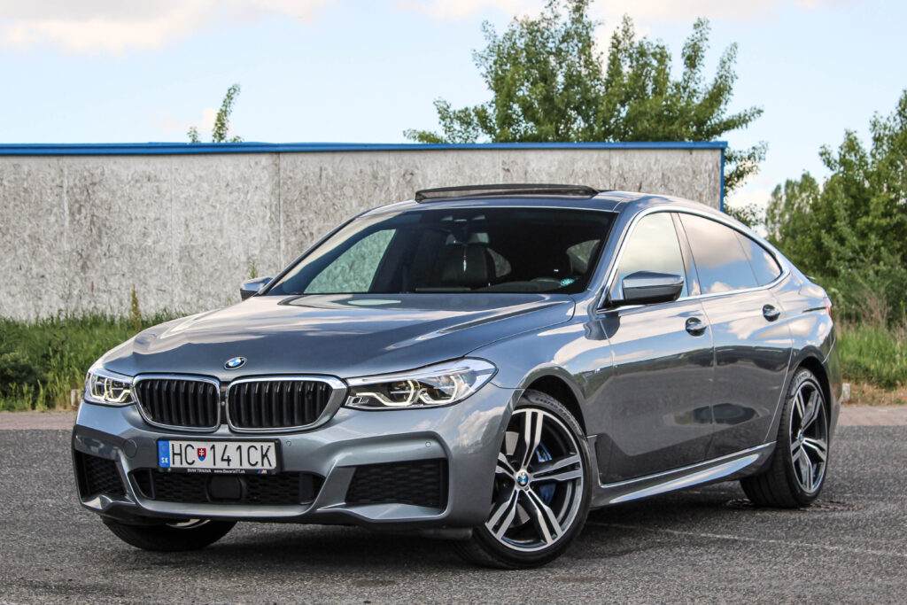 BMW Rad 6 GT 640i xDrive 250kW / AJ NA SPLÁTKY / PROTIÚČET /