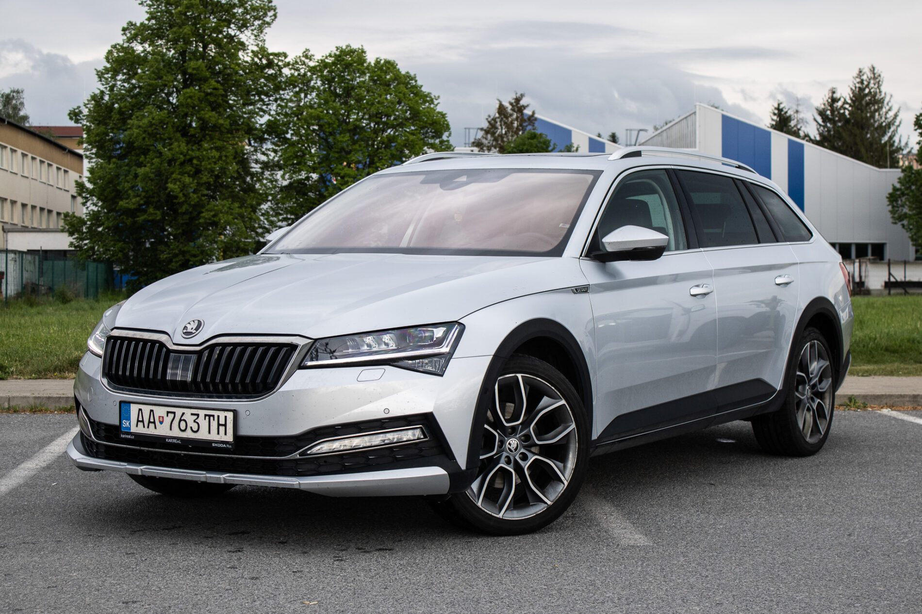 Škoda Superb Combi 2.0 TDI Scout 4×4 DSG, 147kW (2023) / AJ NA SPLÁTKY / PROTIÚČET /