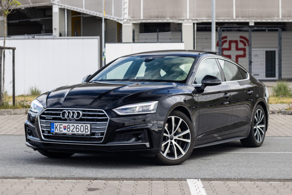 Audi A5 Sportback 3.0 TDI V6 quattro tiptronic S-line, 210kW (2018) / AJ NA SPLÁTKY / PROTIÚČET