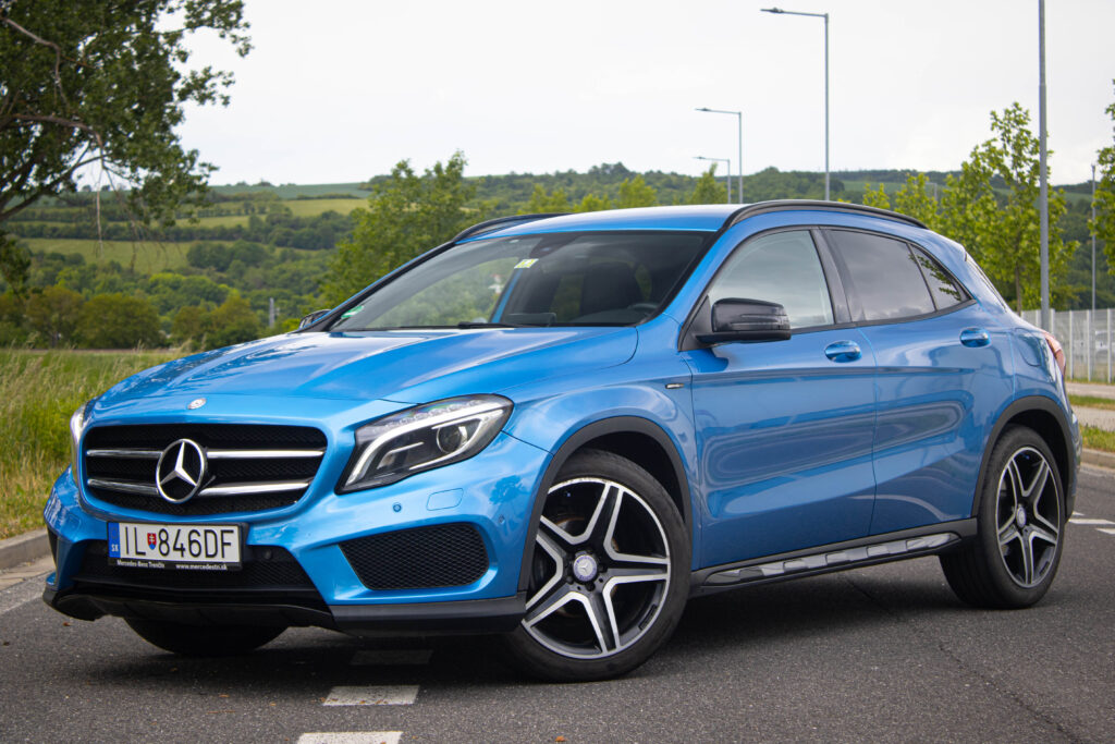 Mercedes-Benz GLA 4MATIC