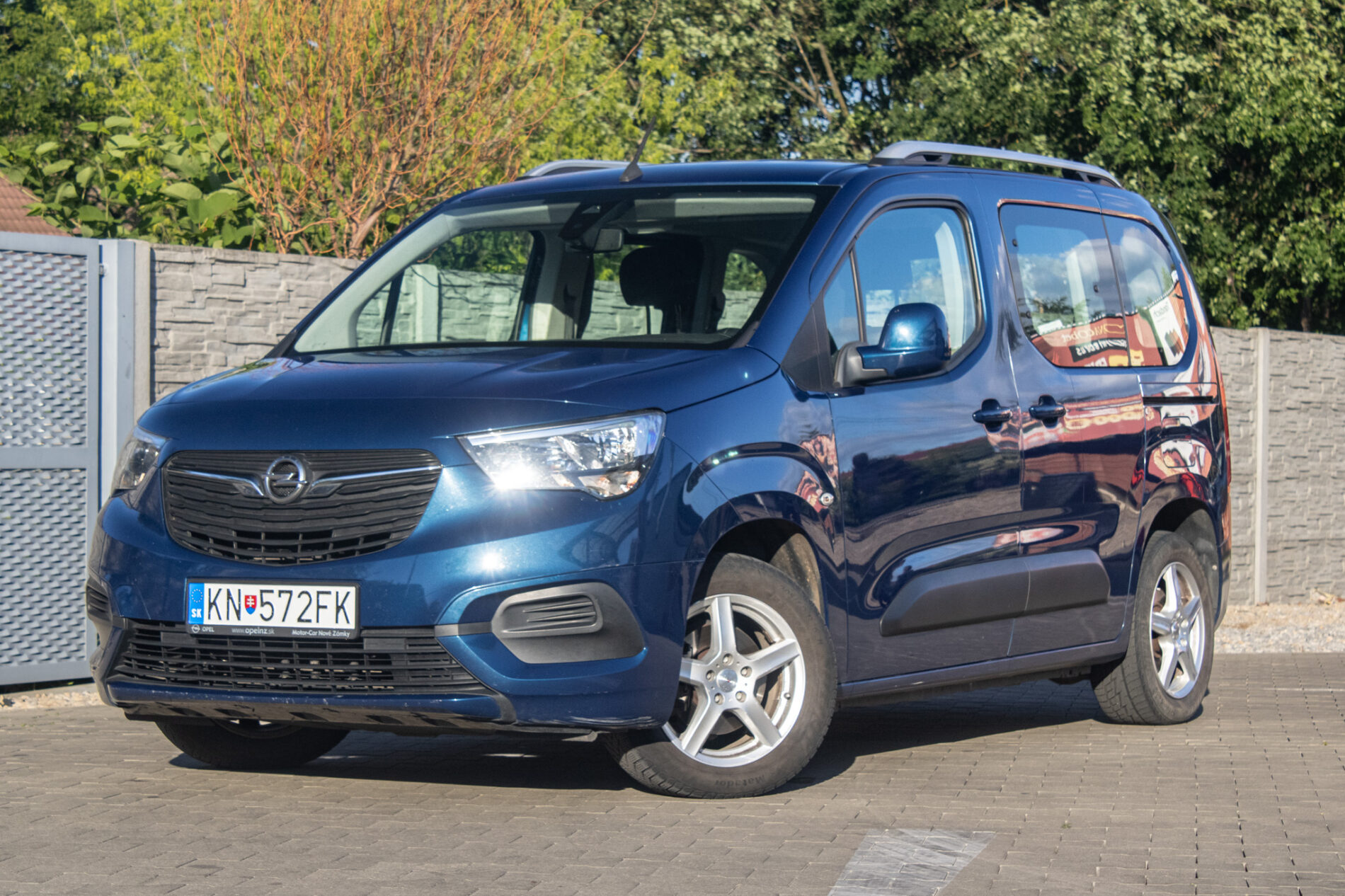 Opel Combo Life 1.2 Turbo 81kW MT6 / NA SPLÁTKY / NA PROTIÚČET
