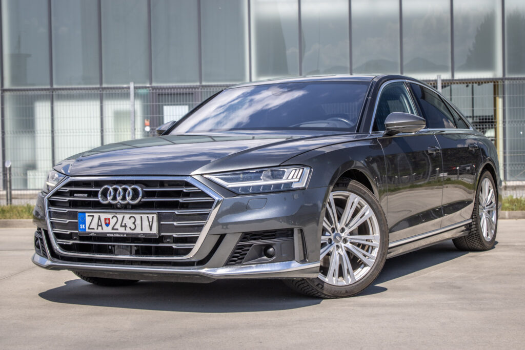 Audi A8 50 3.0 TDI V6 quattro tiptronic