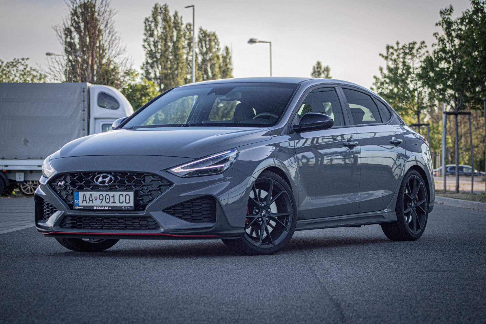 Hyundai i30 Fastback N 2.0 T-GDi N Performance A/T / ZÁRUKA / SPLÁTKY / PROTIHODNOTA /
