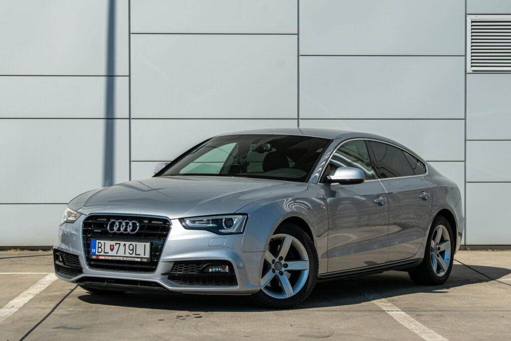 Audi A5 Sportback 2.0 TDI S line Quattro SK auto / AJ NA SPLÁTKY / PROTIÚČET