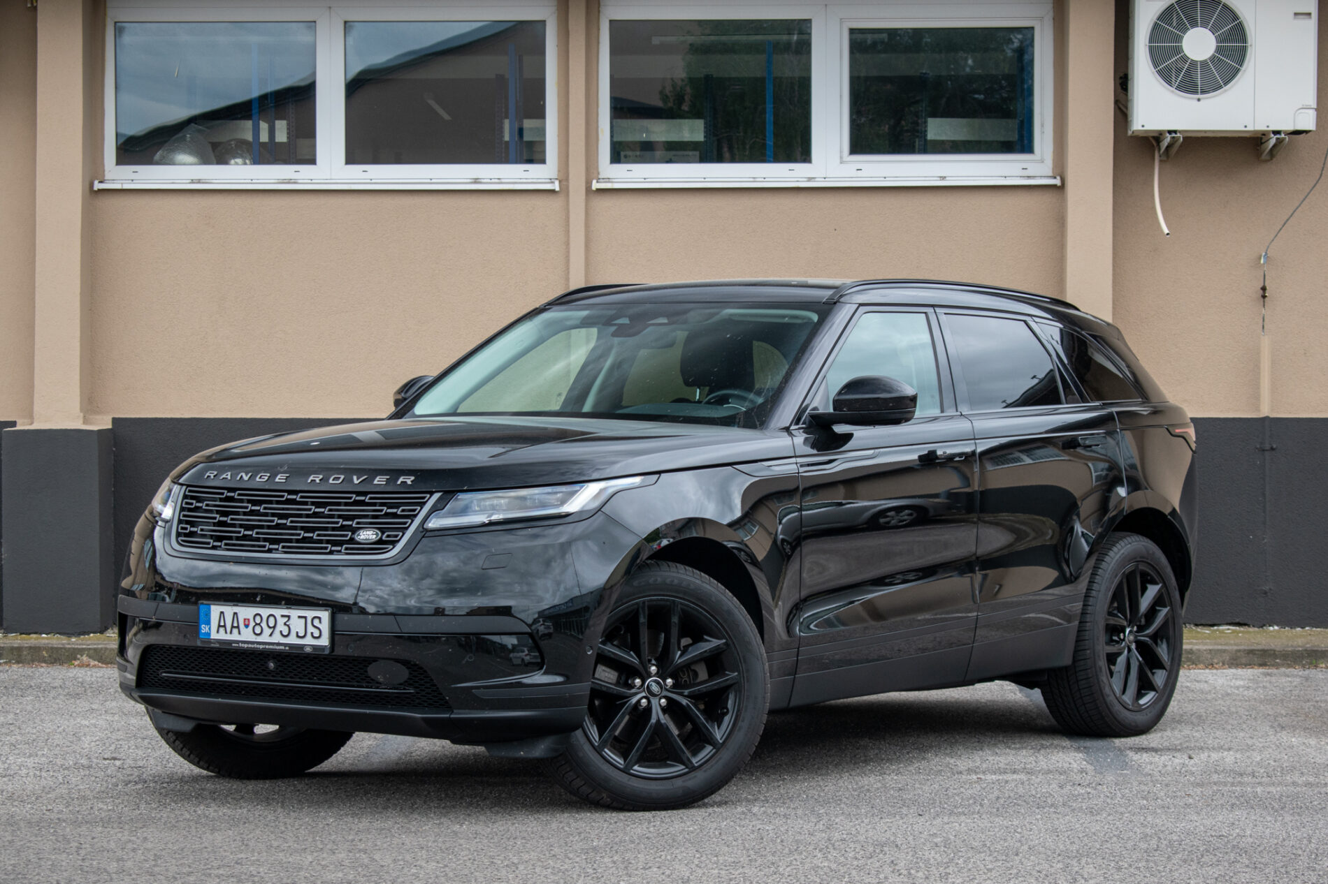 Land Rover Range Rover Velar 2.0D D200 S MHEV AWD 150kw ZÁRUKA / AJ NA SPLÁTKY / PROTIÚČET