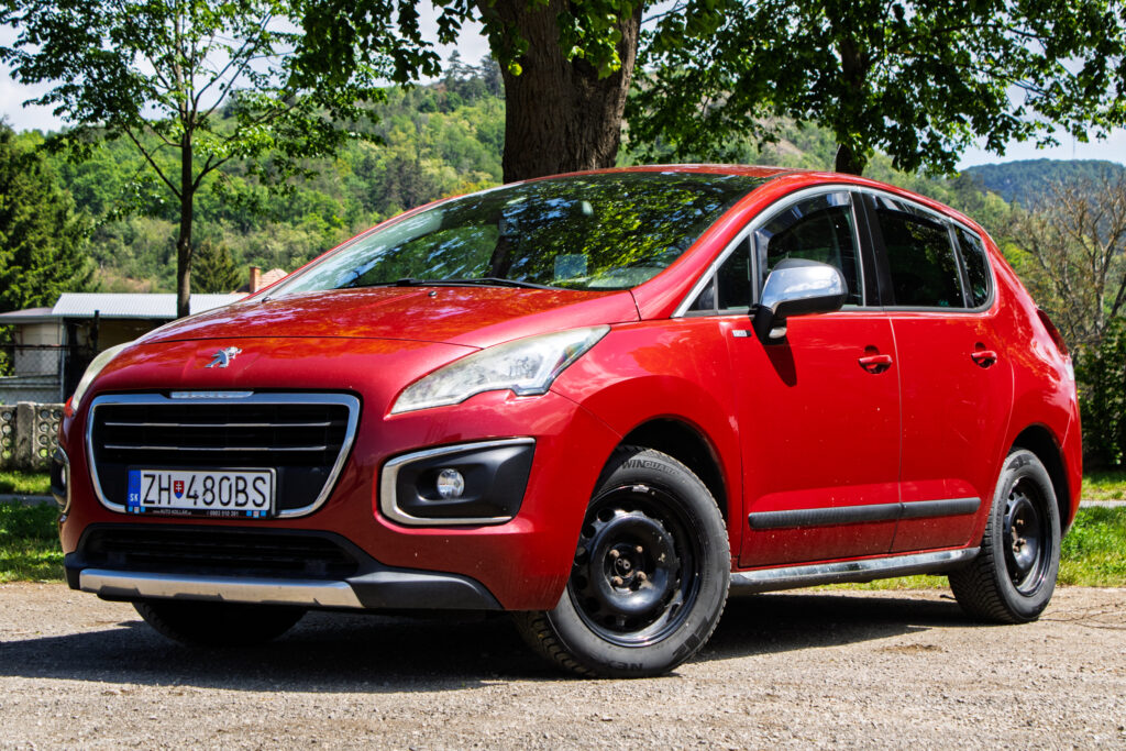 Peugeot 3008 1.6 VTi Style 88kW MT5 / NA SPLÁTKY / NA PROTIÚČET
