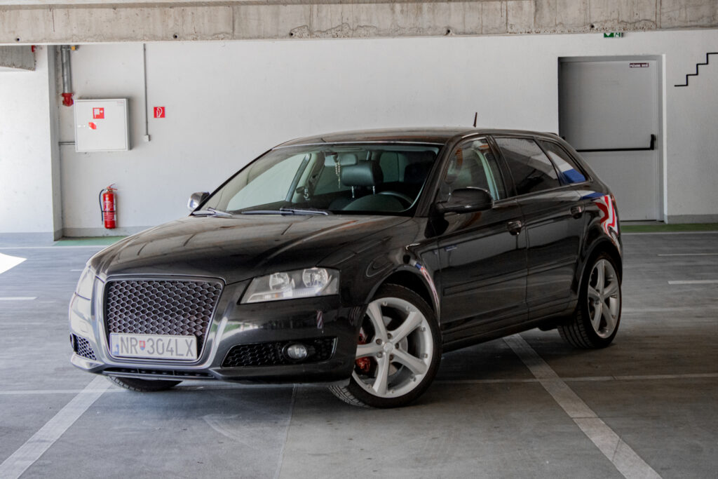 Audi A3 Sportback 2.0 TFSI 147kW MT6 / NA SPLÁTKY / NA PROTIÚČET