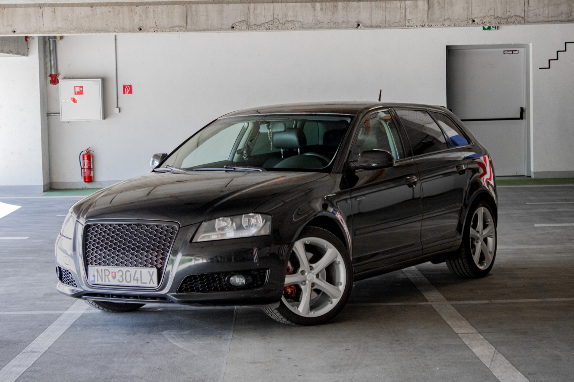Audi A3 Sportback 2.0 TFSI 147kW MT6 / NA SPLÁTKY / NA PROTIÚČET