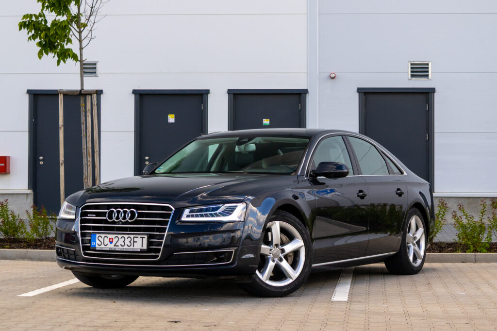 Audi A8 3.0 TDI V6 Quattro Tiptronic / TOP STAV / Aj na splátky / Aj protiúčet /