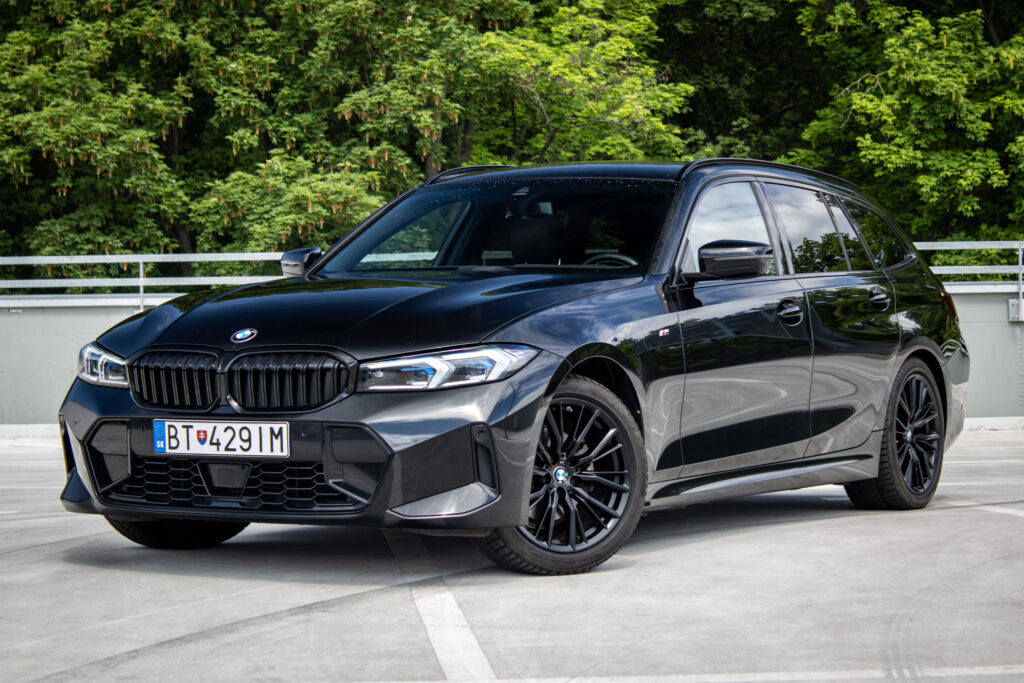 BMW 320d Touring 140kw xDrive M-Sport AT/8 2023 / AJ NA SPLÁTKY / PROTIÚČET
