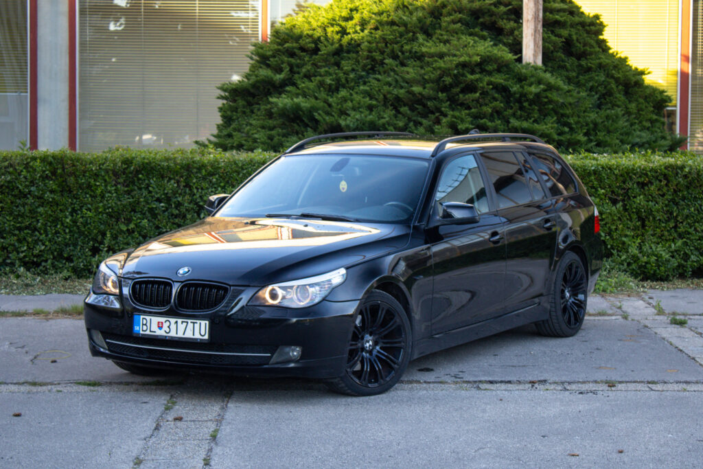 BMW Rad 5 Touring 520d 177k A/T, 130kW, 2010 /AJ NA SPLÁTKY / PROTIÚČET