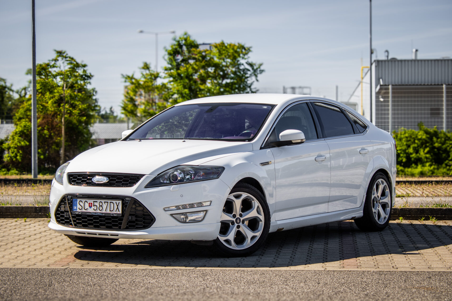 Ford Mondeo 2.0 TDCi DPF Titanium S AT6 120kW / NA SPLÁTKY / NA PROTIÚČET