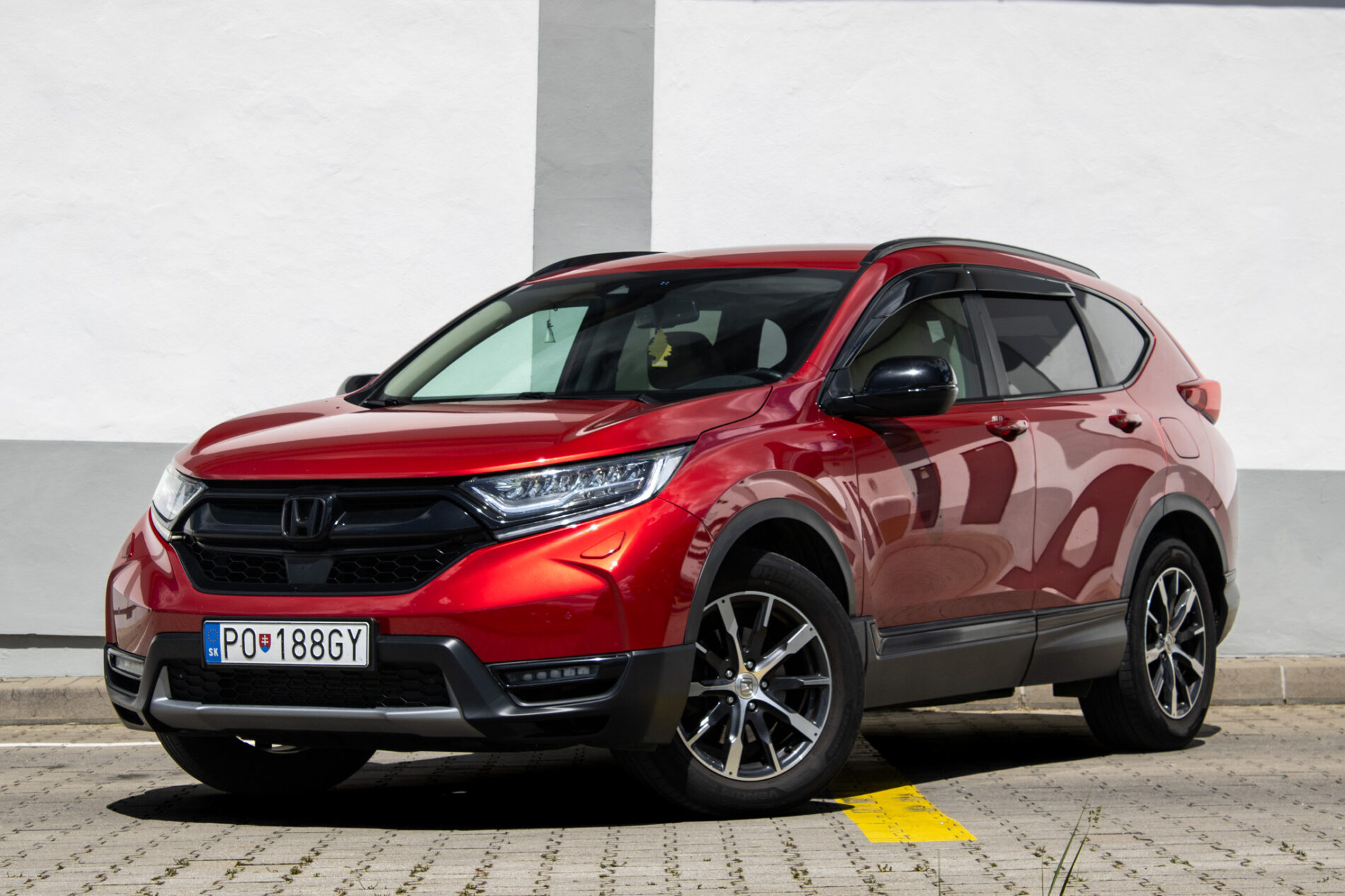 Honda CR-V 1.5 VTEC Turbo Executive AWD / 142kW / CVT / ZÁRUKA / AJ NA SPLÁTKY / PROTIÚČET