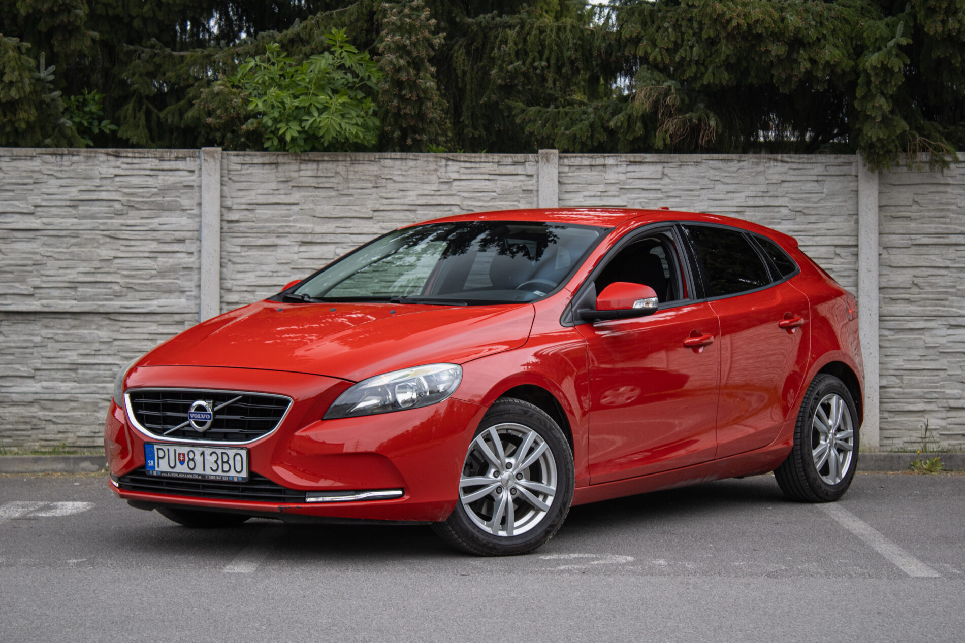 Volvo V40 T2 1.6L, 88kW