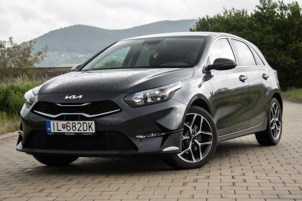 Kia Ceed 1.5 T-GDi Gold+ 118kW, M6 /ZÁRUKA /AJ NA SPLÁTKY /PROTIÚČET