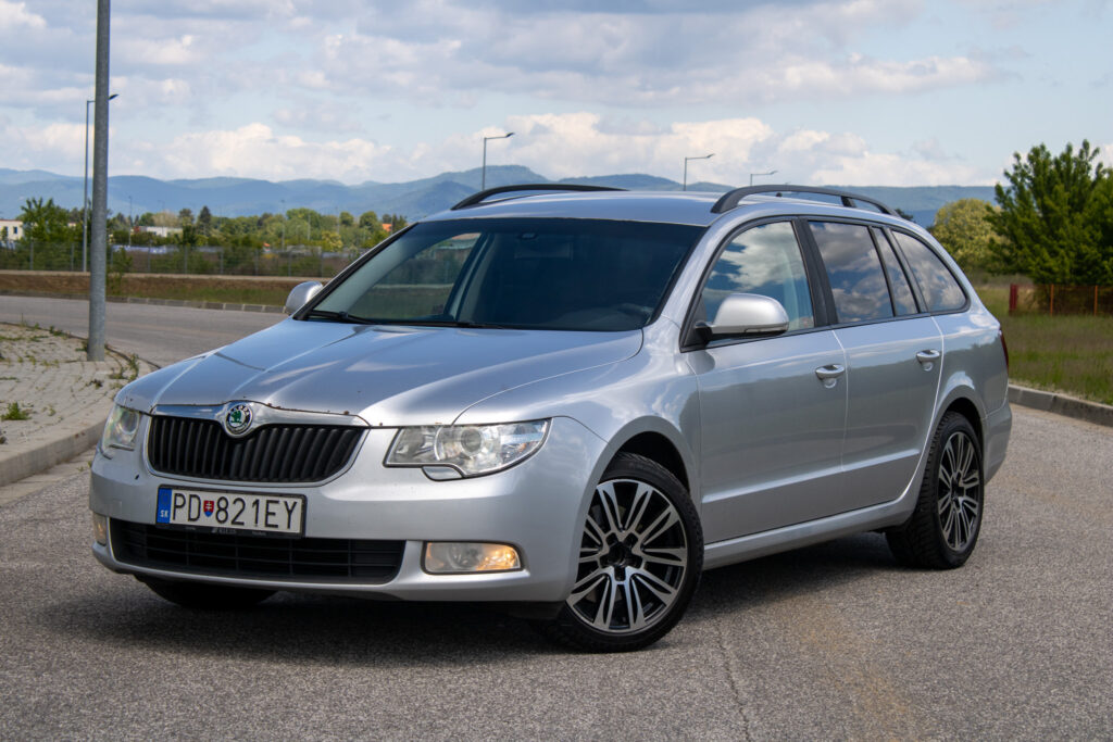 Škoda Superb Combi 2.0TDI / AJ NA SPLÁTKY - PROTIHODNOTA /