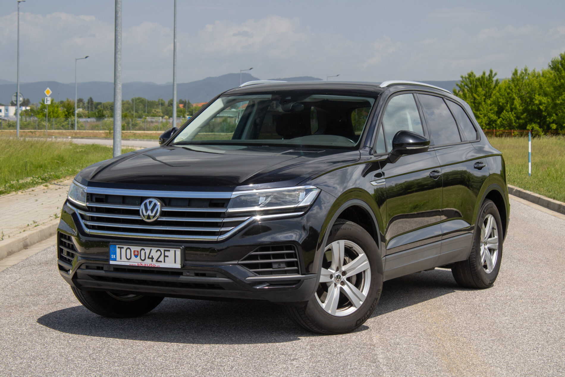 Volkswagen Touareg 3.0TDI V6 / AJ NA SPLÁTKY – PROTIHODNOTA /