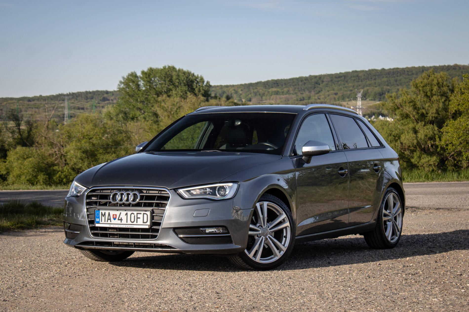 Audi A3 Sportback 1.6 TDI 81kW S-line M6 / AJ NA SPLÁTKY / PROTIÚČET