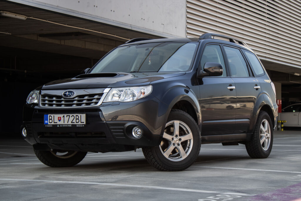 Subaru Forester 2.0 XS Comfort 108kW 2011  / AJ NA SPLÁTKY / PROTIÚČET /