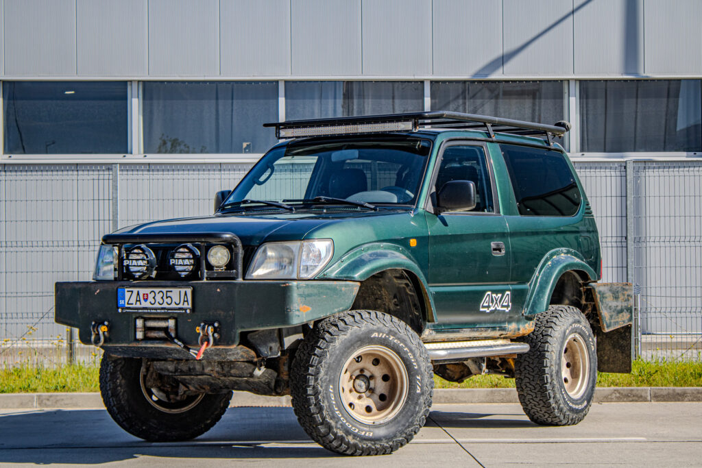 Toyota Land Cruiser 90 3.0 TD GX 92kW M5 3d. (1996-2001)
