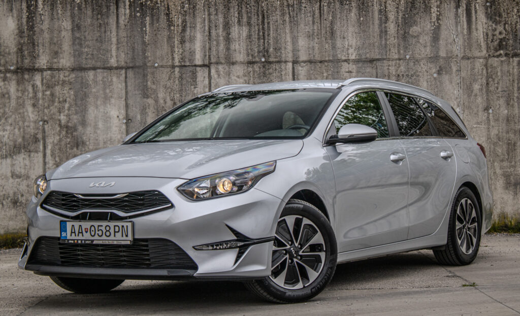Kia Ceed SW 1.5 T-GDi Gold 103kW M6 / NA SPLÁTKY / PROTIHODNOTA /