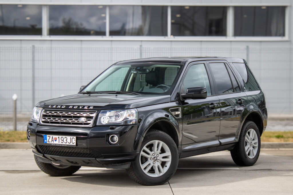 Land Rover Freelander 2 2.2 TD4 XS, 110kW, M6 / AJ NA SPLÁTKY / PROTIÚČET /
