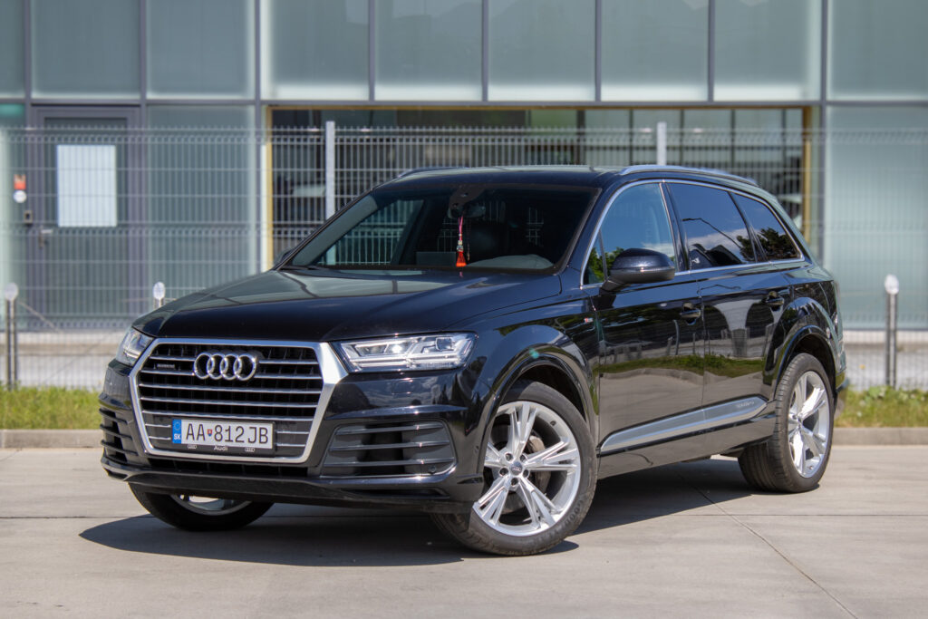 Audi Q7 50 TDI quattro tiptronic 8-st, 210kW / AJ NA SPLÁTKY / PROTIÚČET /