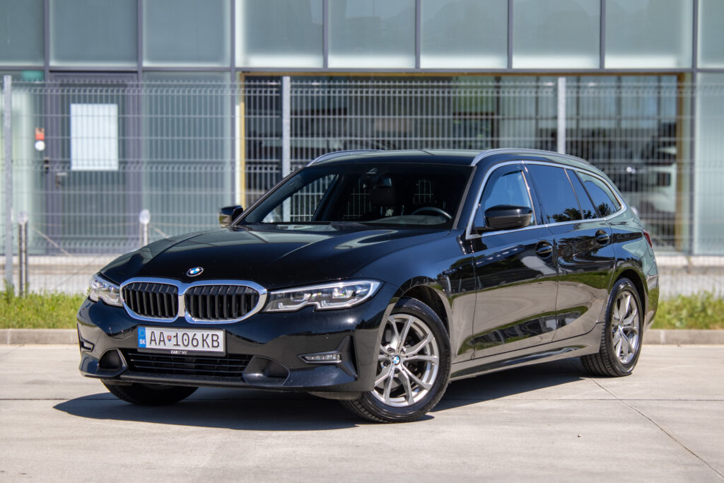 BMW Rad 3 Touring 320d  xDrive Sport Line, 140kW, A8 / AJ NA SPLÁTKY / PROTIÚČET /