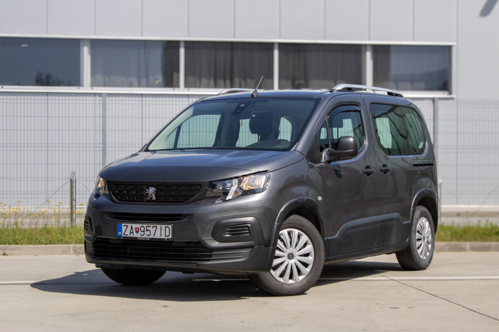 Peugeot Rifter 1.2 PureTech Active, 81kW, M6, / AJ NA SPLÁTKY / PROTIÚČET /