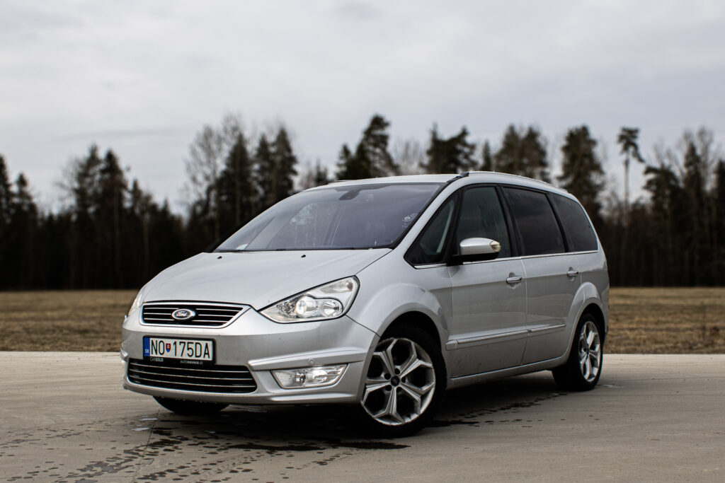 Ford Galaxy 2.0 TDCi DPF (120kW) PowerShift Ghia.  FINANCOVANIE/PROTIÚČET