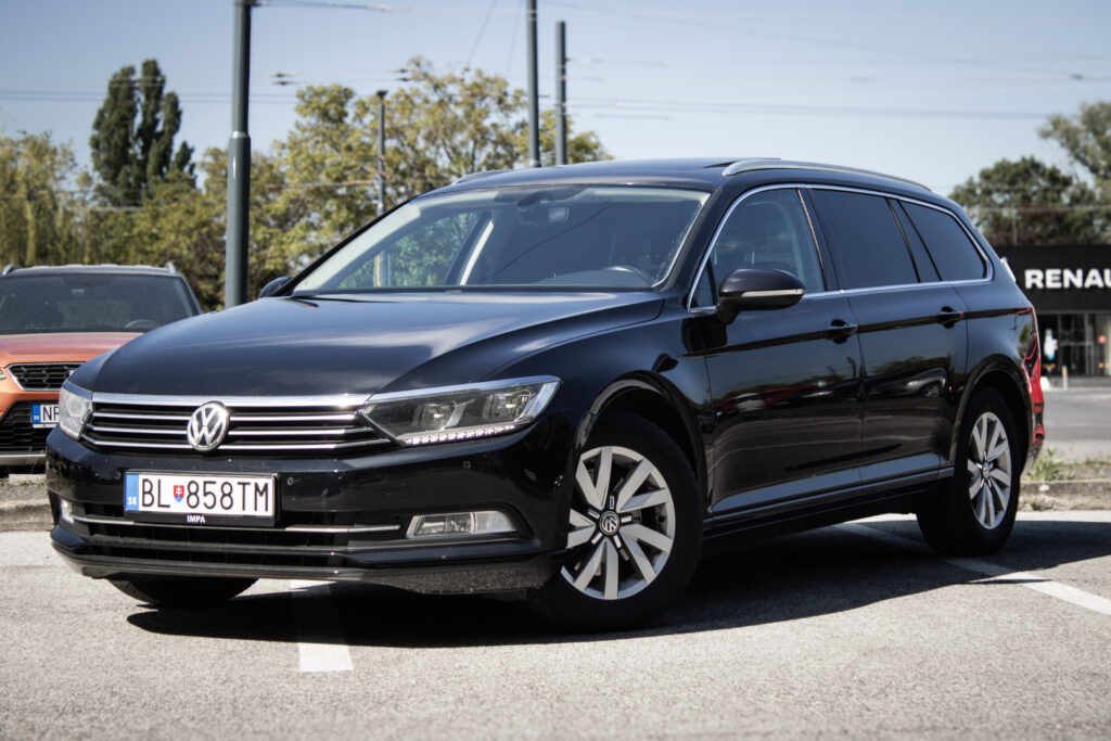 Volkswagen Passat Variant 1.6 TDI BMT Comfortline, 88kw M6 / AJ NA SPLÁTKY, PROTIÚČET /