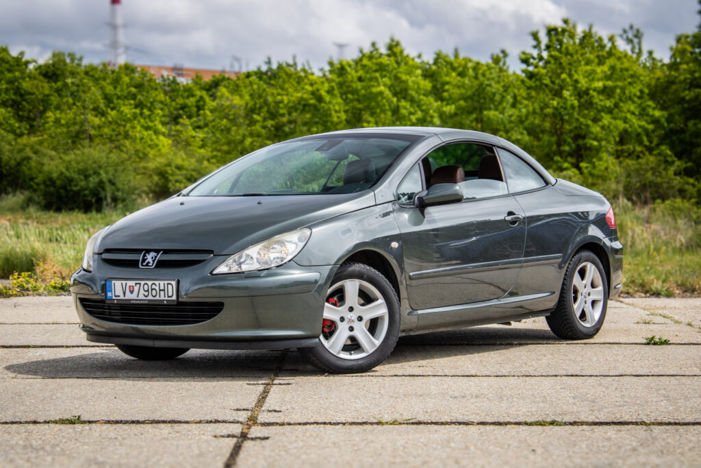 Peugeot 307 CC 1.6 16V Dynamique 80kW MT5 / NA SPLÁTKY / NA PROTIÚČET