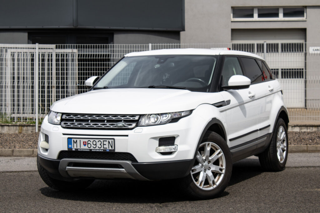 Land Rover Range Rover Evoque 2.2 TD4 / 110kW / A6 / ZÁRUKA / AJ NA SPLÁTKY / PROTIÚČET